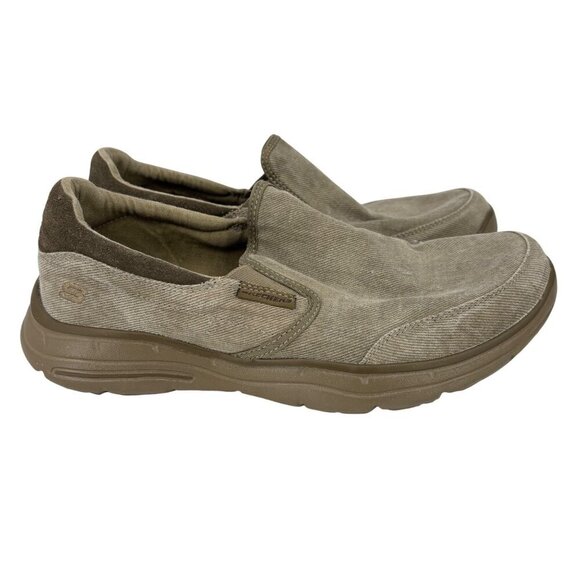 Skechers Cohagen Vierra Loafers Mens Size 8.5 Beige Slip-On Sneaker Relaxed Fit - Picture 1 of 8